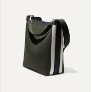 NWT Rothy’s deep forest bucket bag